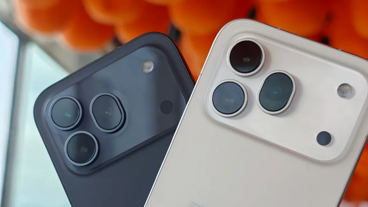 Honor 600 Pro in Black and Golden White — two of three available colorways.