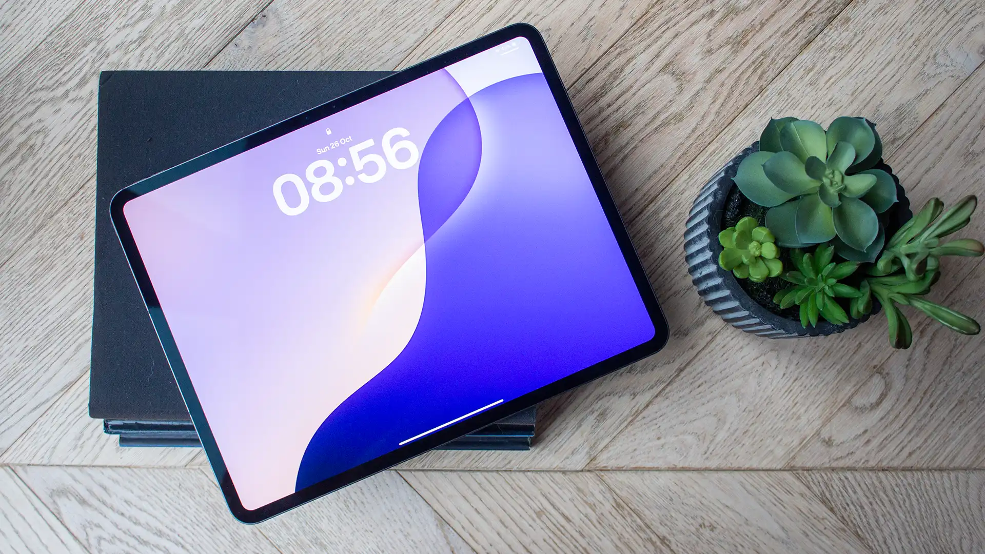 iPad Pro M5 (2025) Review: Incredible Power That (Finally) Has a Purpose